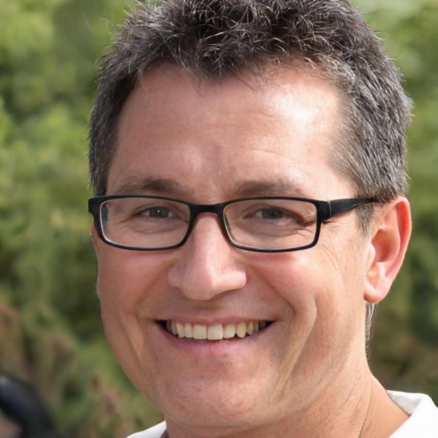 Professional headshot of Kieran Blackwood, lead financial analysis instructor